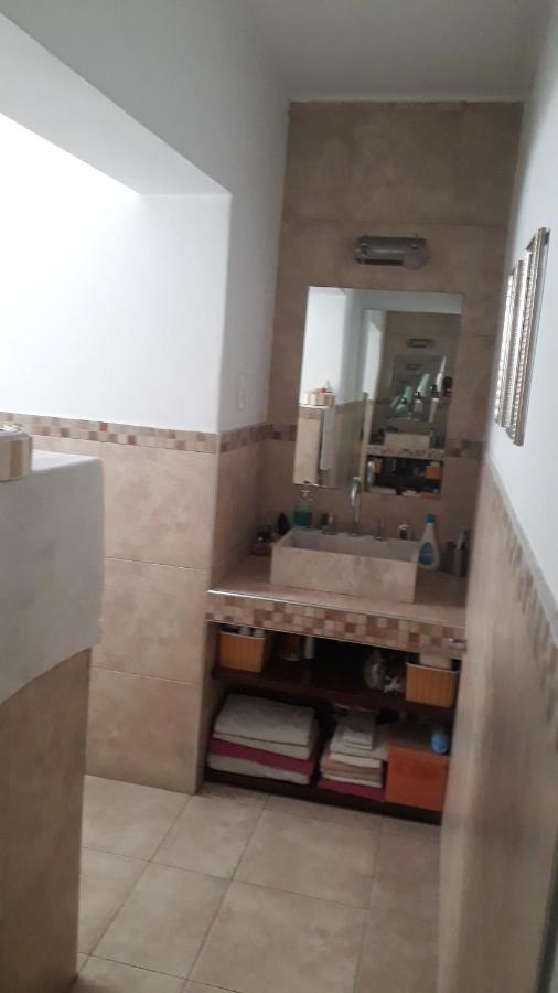 Casa Cerca Del Centro Bed&Breakfast Мендоса Экстерьер фото