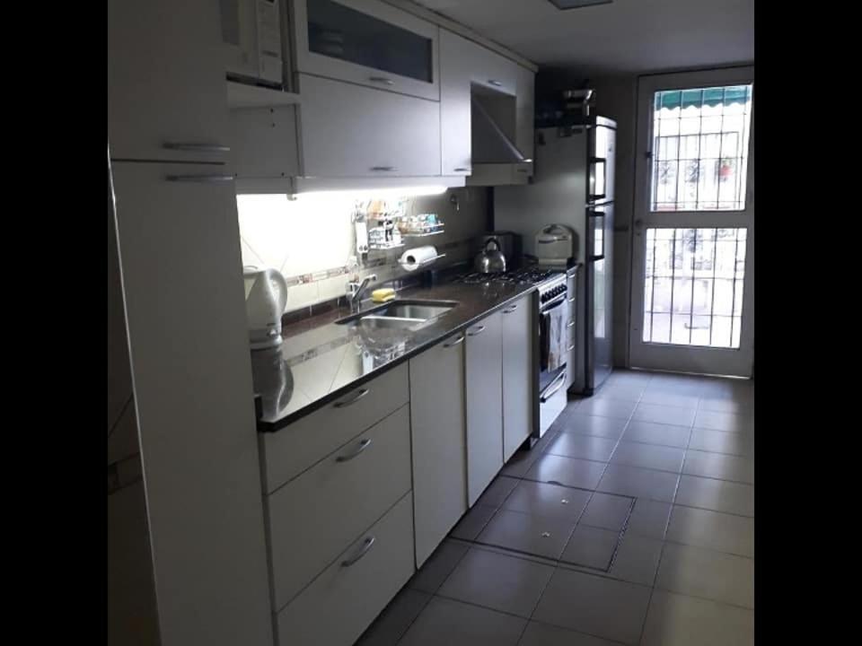Casa Cerca Del Centro Bed&Breakfast Мендоса Экстерьер фото