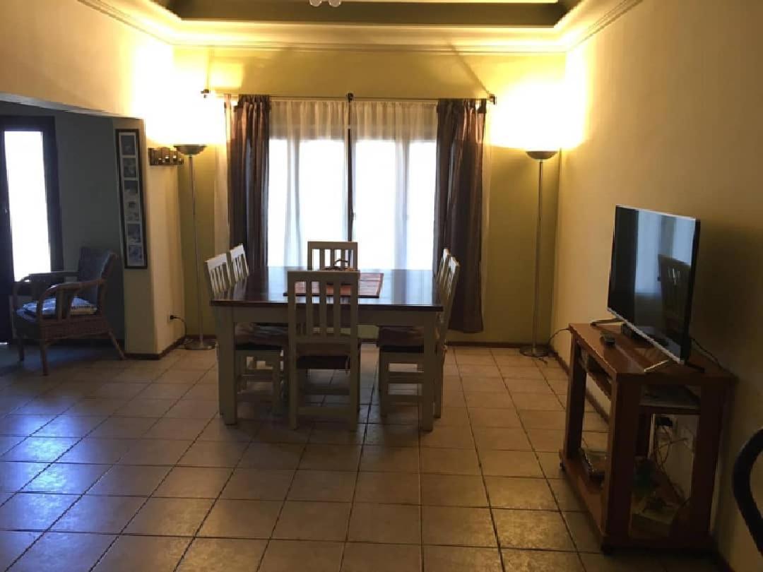 Casa Cerca Del Centro Bed&Breakfast Мендоса Экстерьер фото
